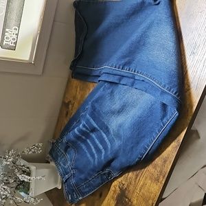 EUC Womens Angel's Jean's Size 12